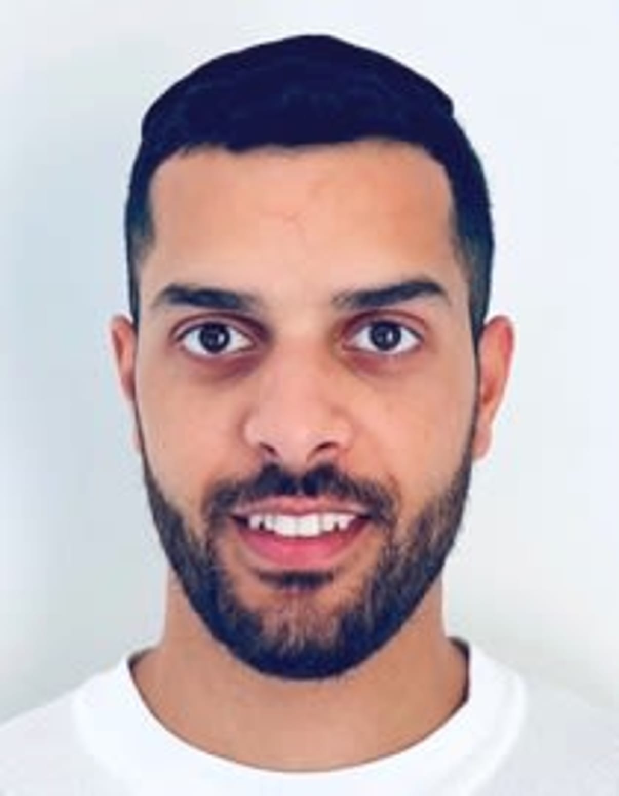 תמונת פורטרט של בעל המקצוע