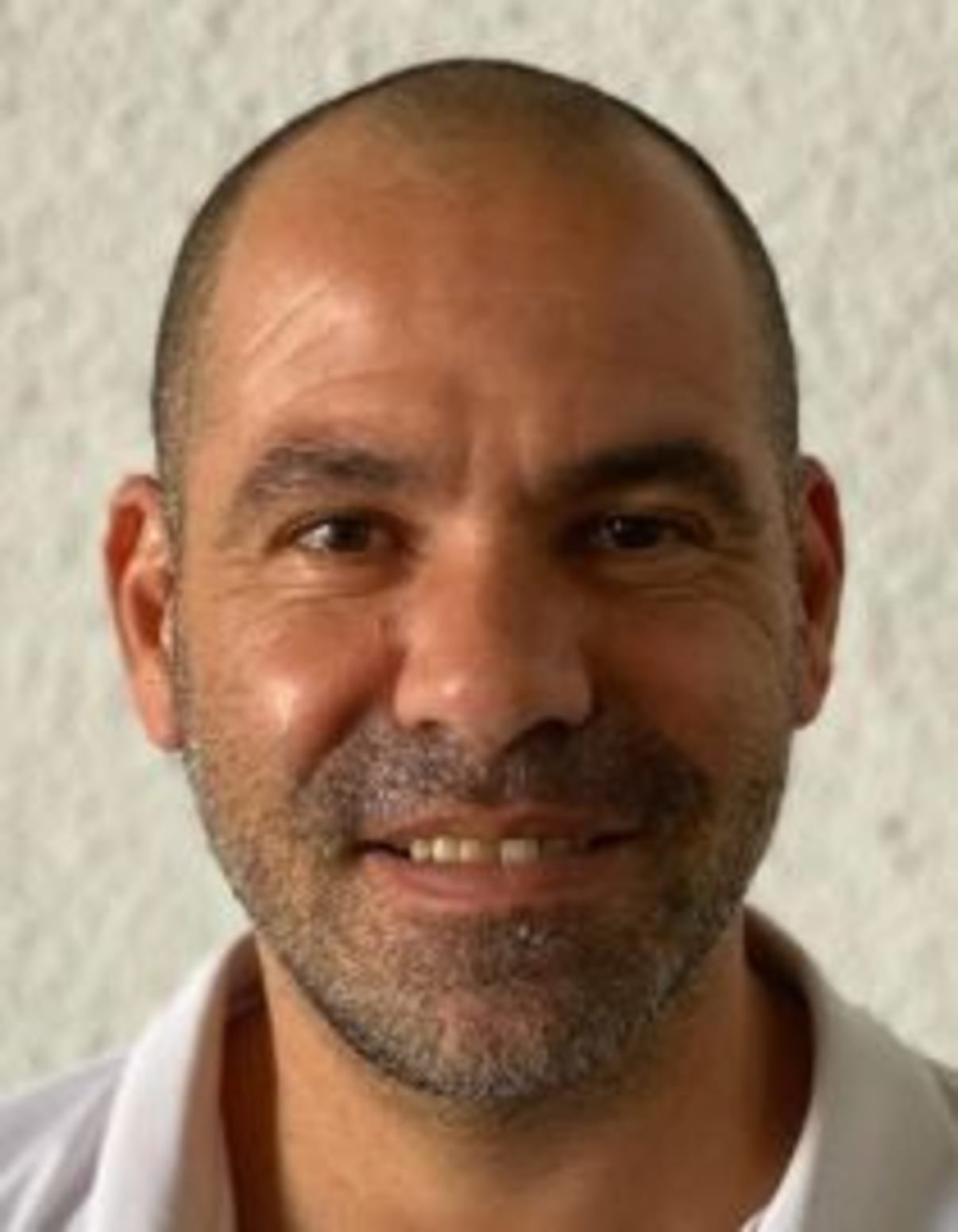 תמונת פורטרט של בעל המקצוע