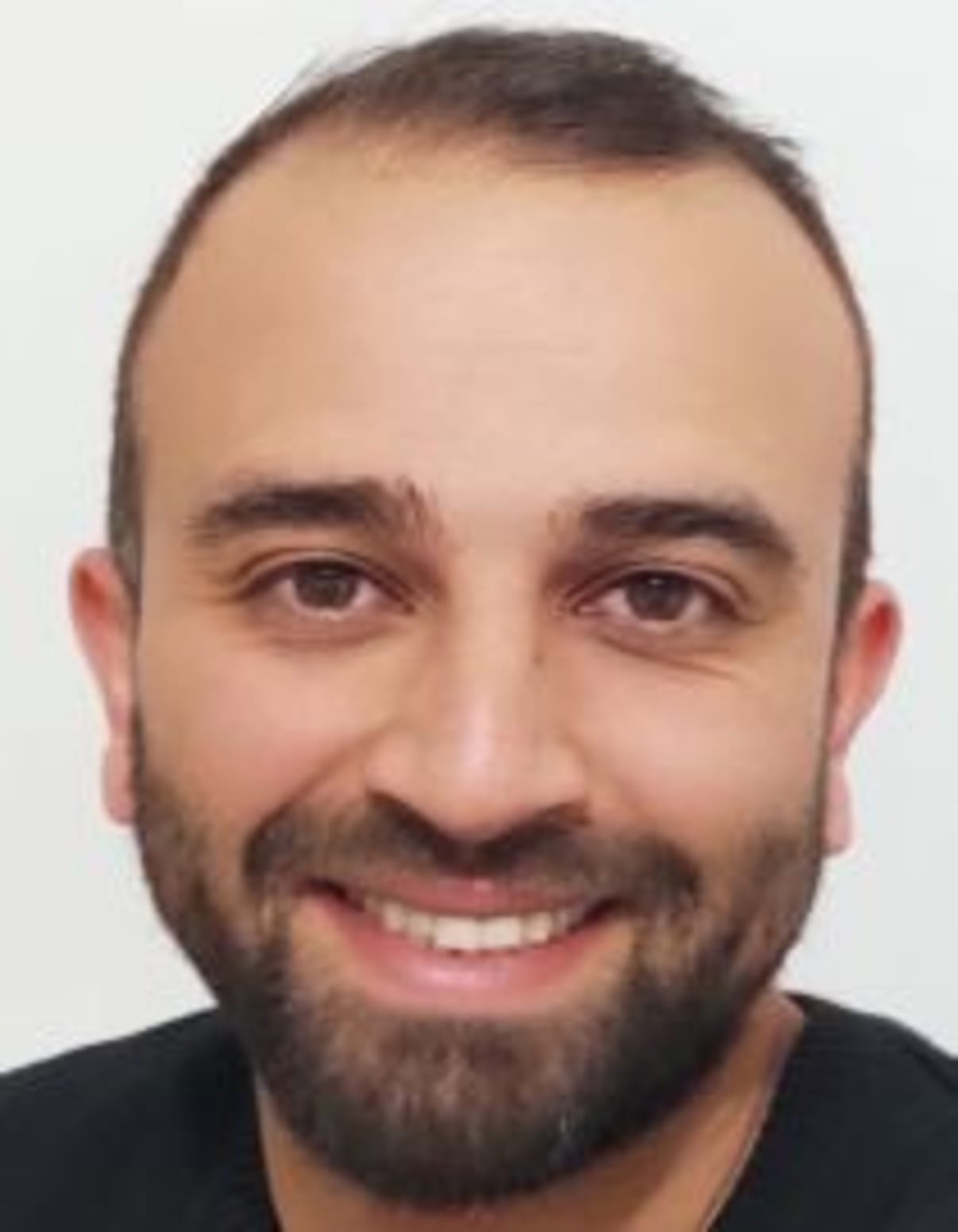 תמונת פורטרט של בעל המקצוע