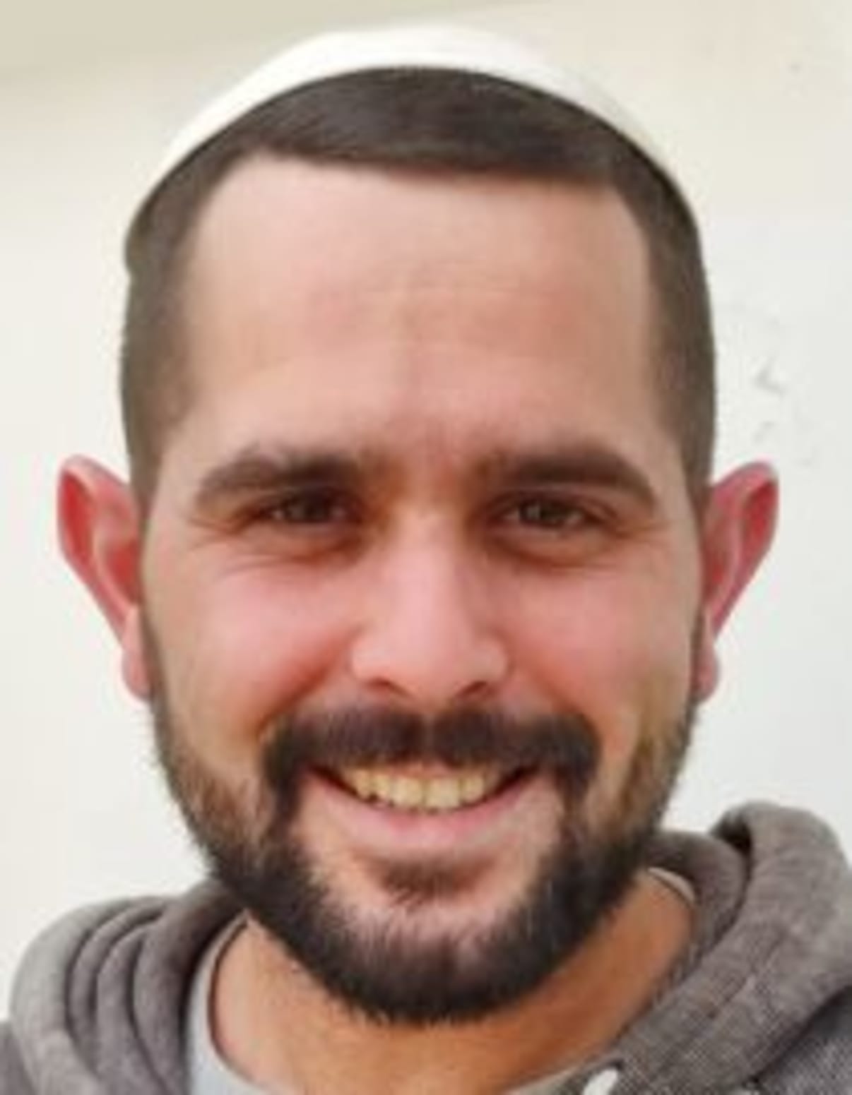 תמונת פורטרט של בעל המקצוע