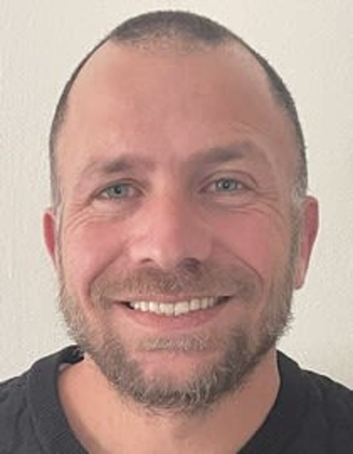 תמונת פורטרט של בעל המקצוע