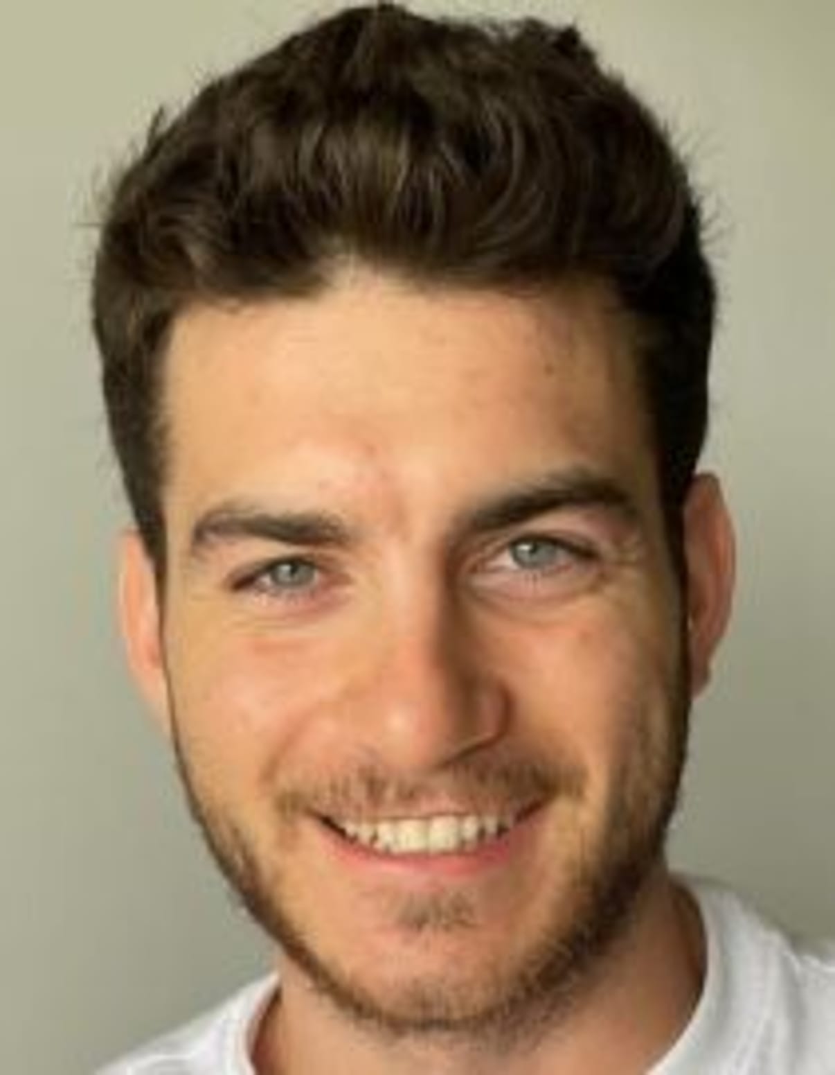 תמונת פורטרט של בעל המקצוע