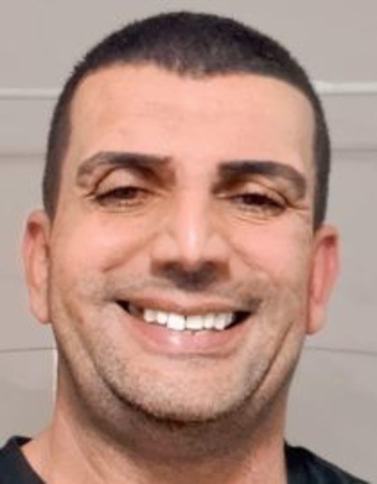 תמונת פורטרט של בעל המקצוע