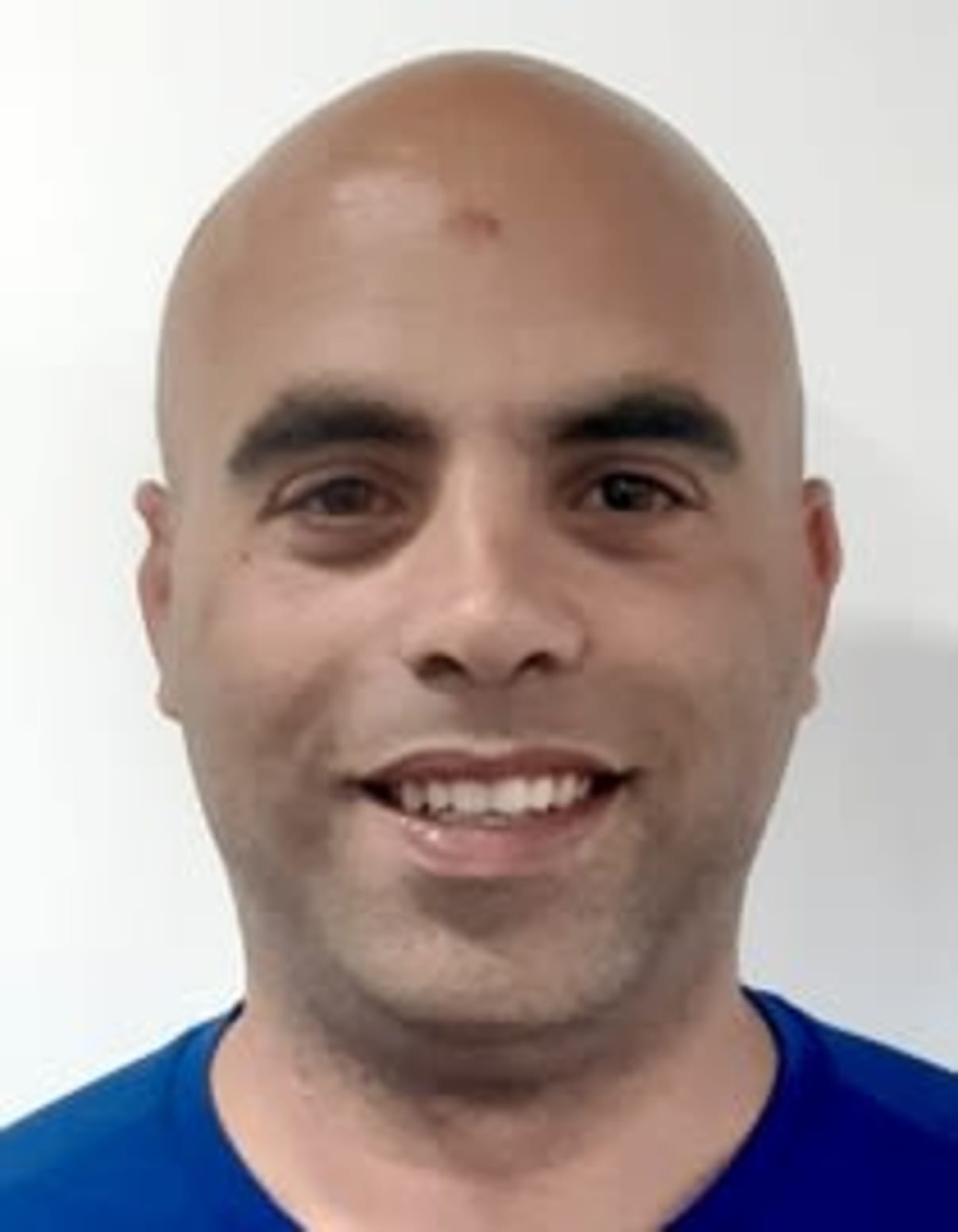 תמונת פורטרט של בעל המקצוע