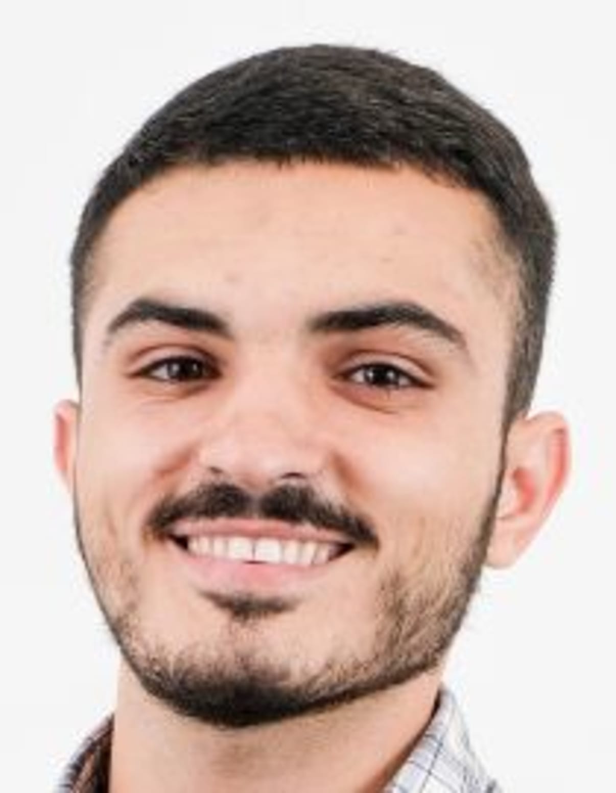 תמונת פורטרט של בעל המקצוע