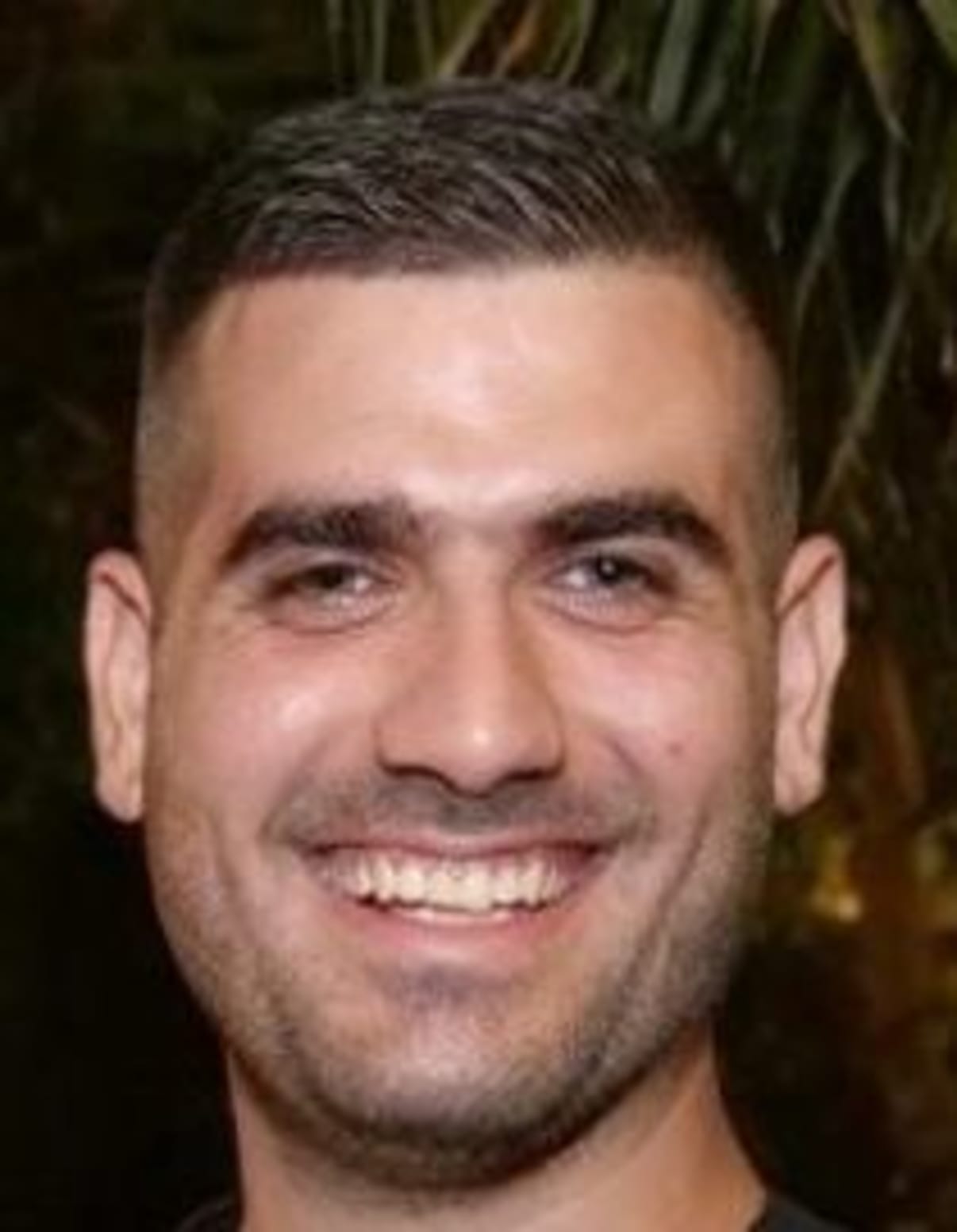 תמונת פורטרט של בעל המקצוע