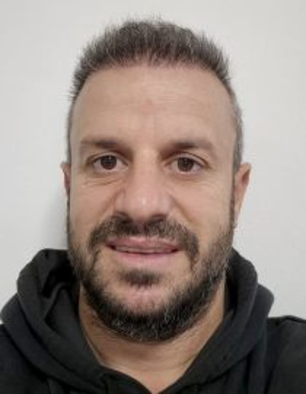 תמונת פורטרט של בעל המקצוע תמונת פורטרט של בעל המקצוע