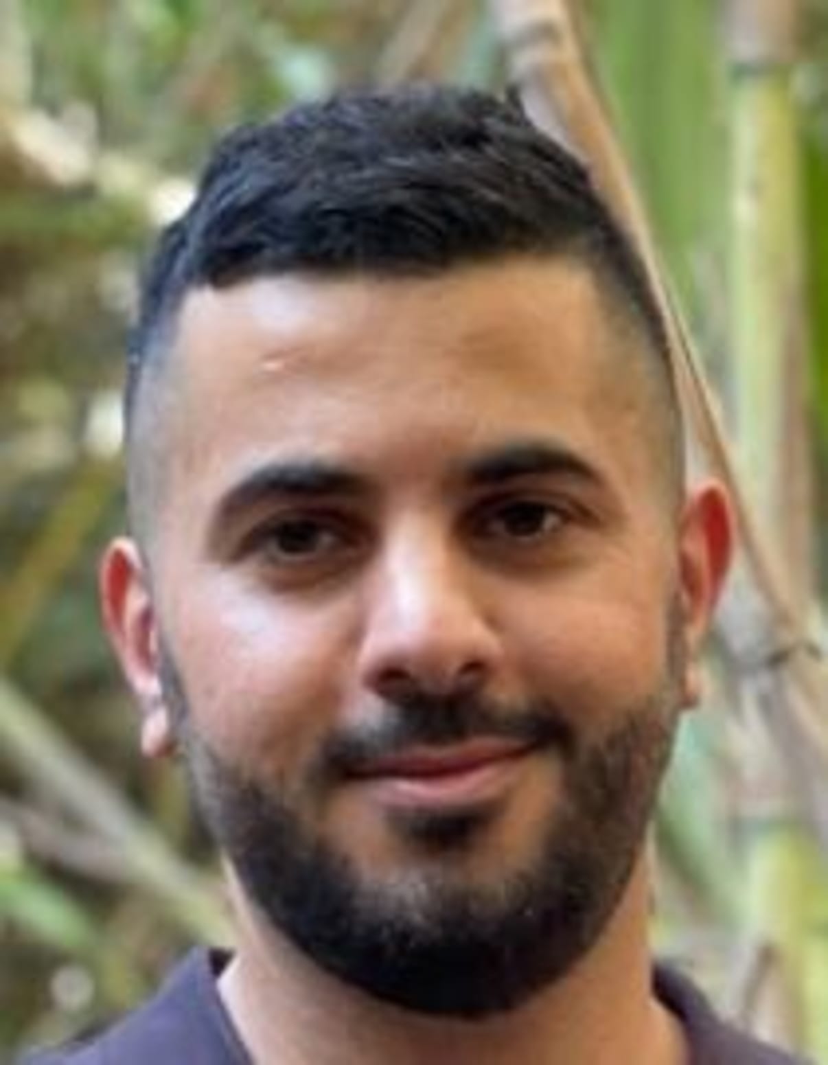 תמונת פורטרט של בעל המקצוע