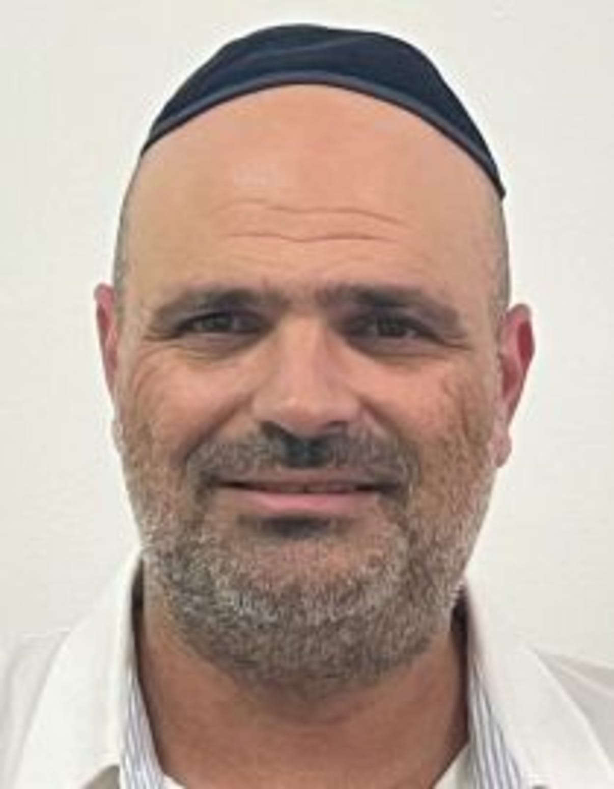 תמונת פורטרט של בעל המקצוע