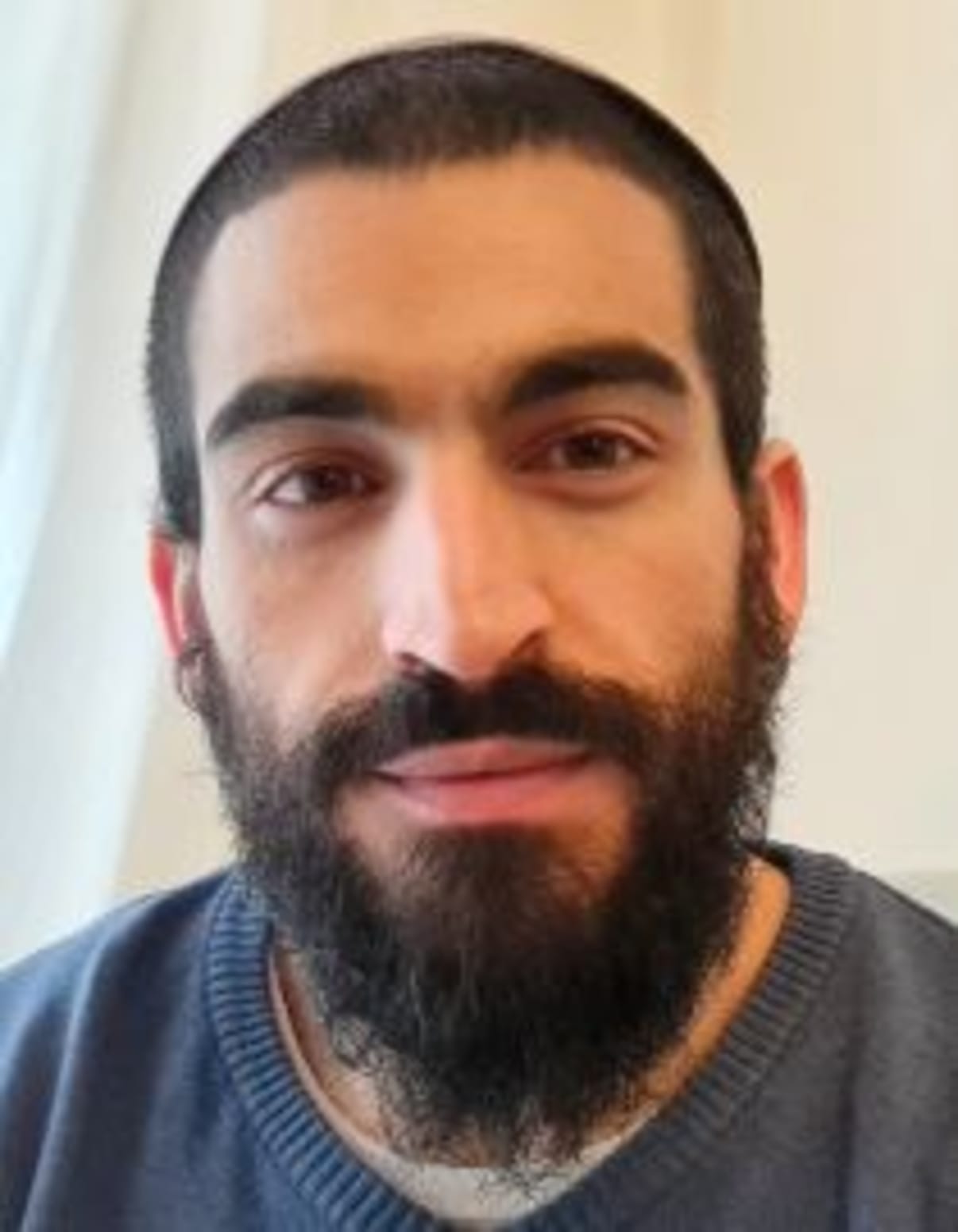 תמונת פורטרט של בעל המקצוע