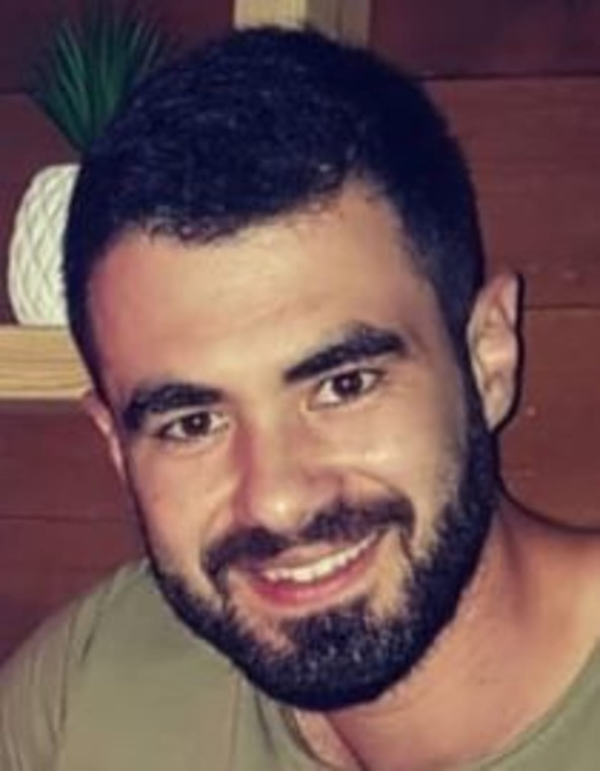 תמונת פורטרט של בעל המקצוע