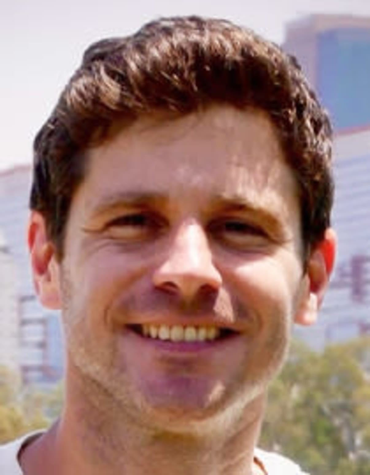 תמונת פורטרט של בעל המקצוע