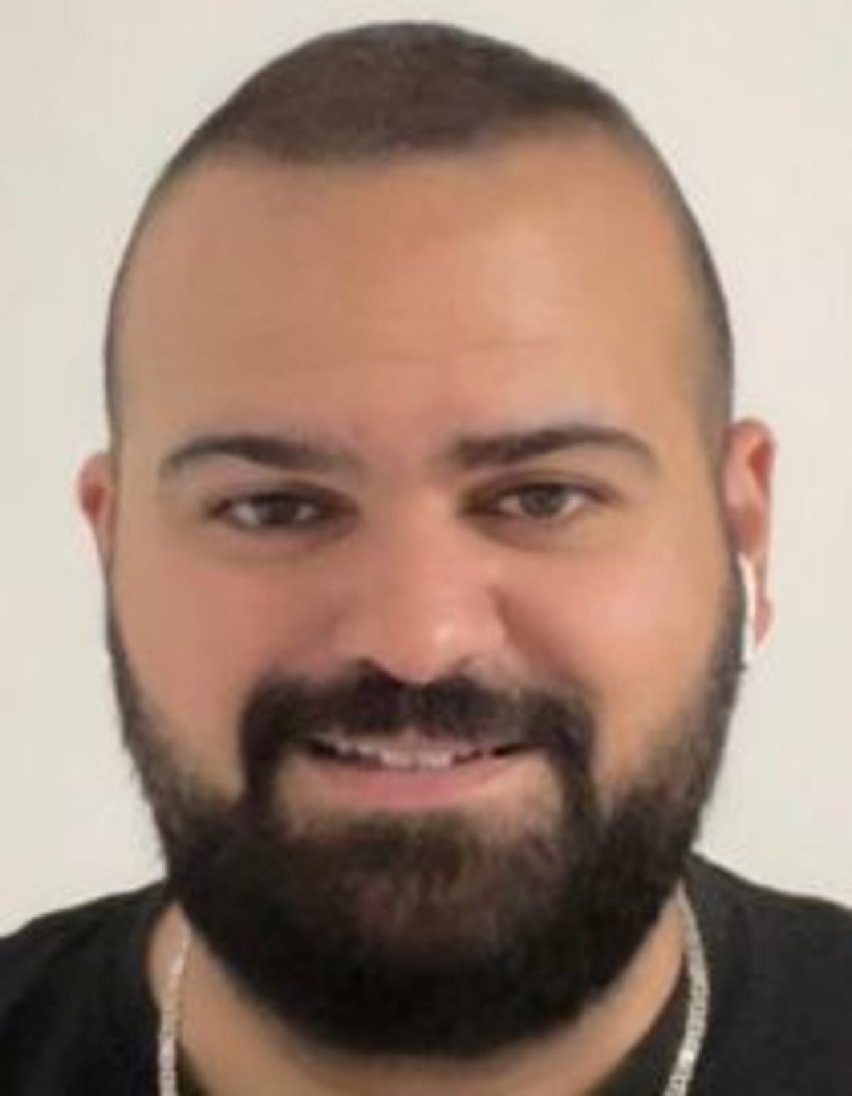 תמונת פורטרט של בעל המקצוע