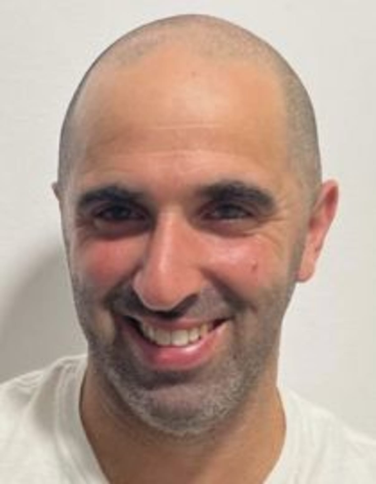 תמונת פורטרט של בעל המקצוע