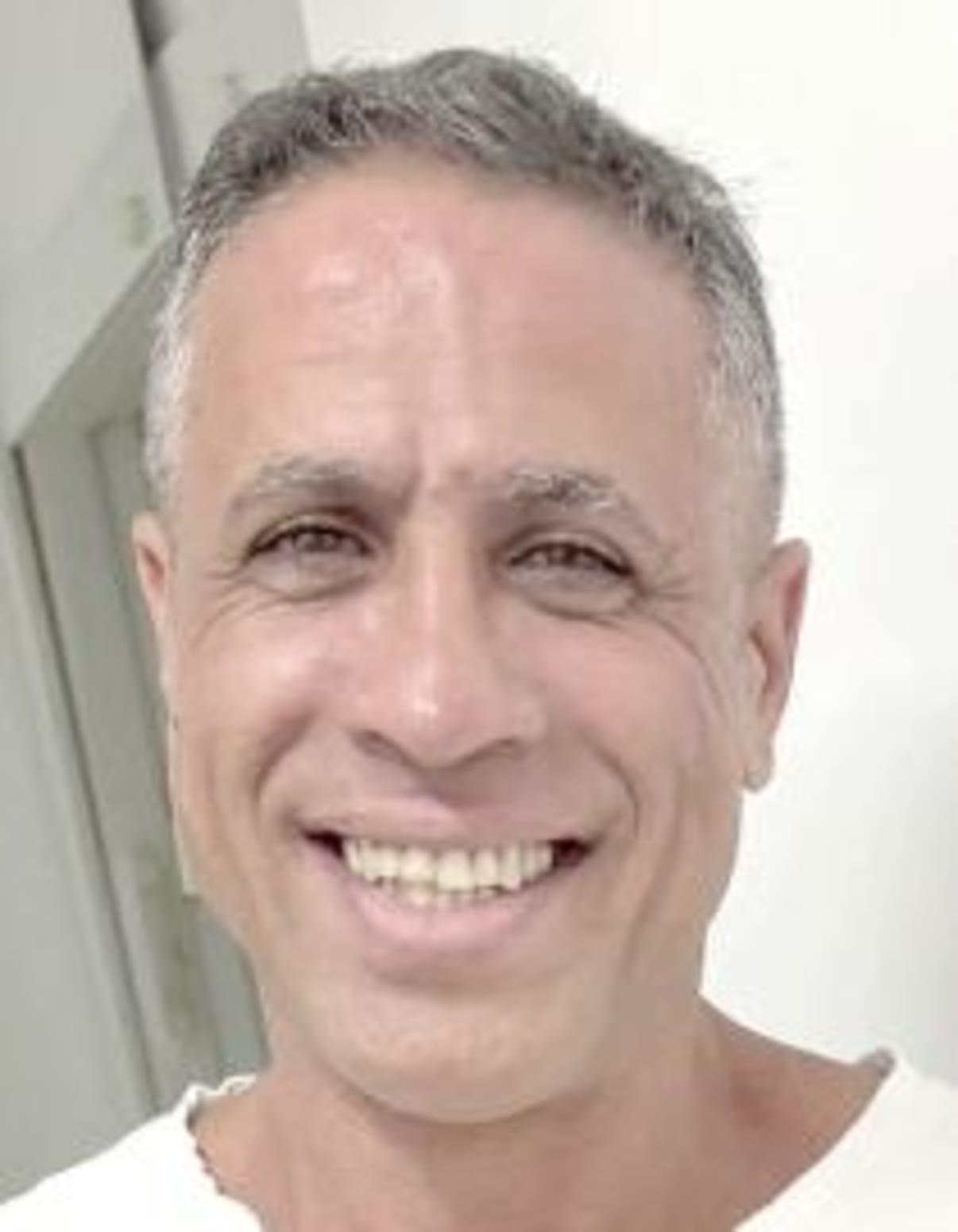 תמונת פורטרט של בעל המקצוע