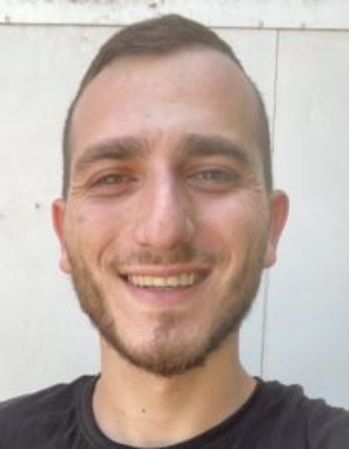 תמונת פורטרט של בעל המקצוע