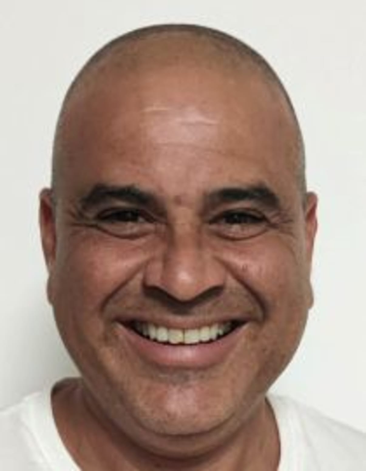 תמונת פורטרט של בעל המקצוע