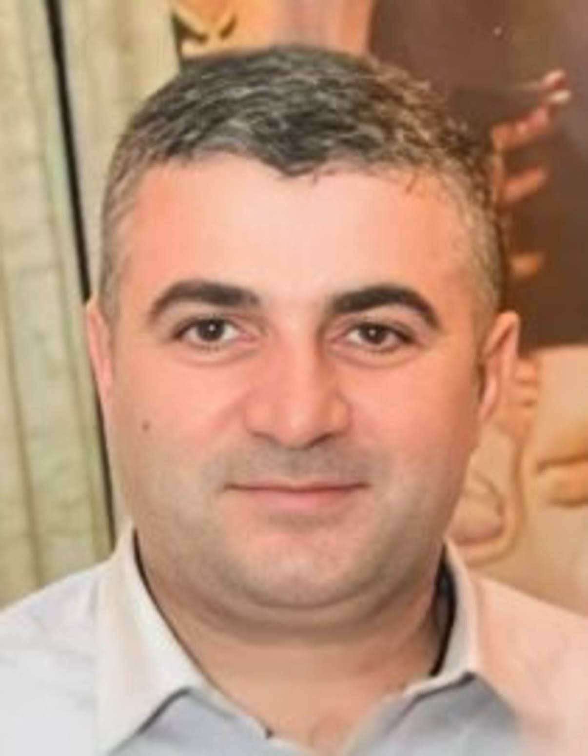 תמונת פורטרט של בעל המקצוע