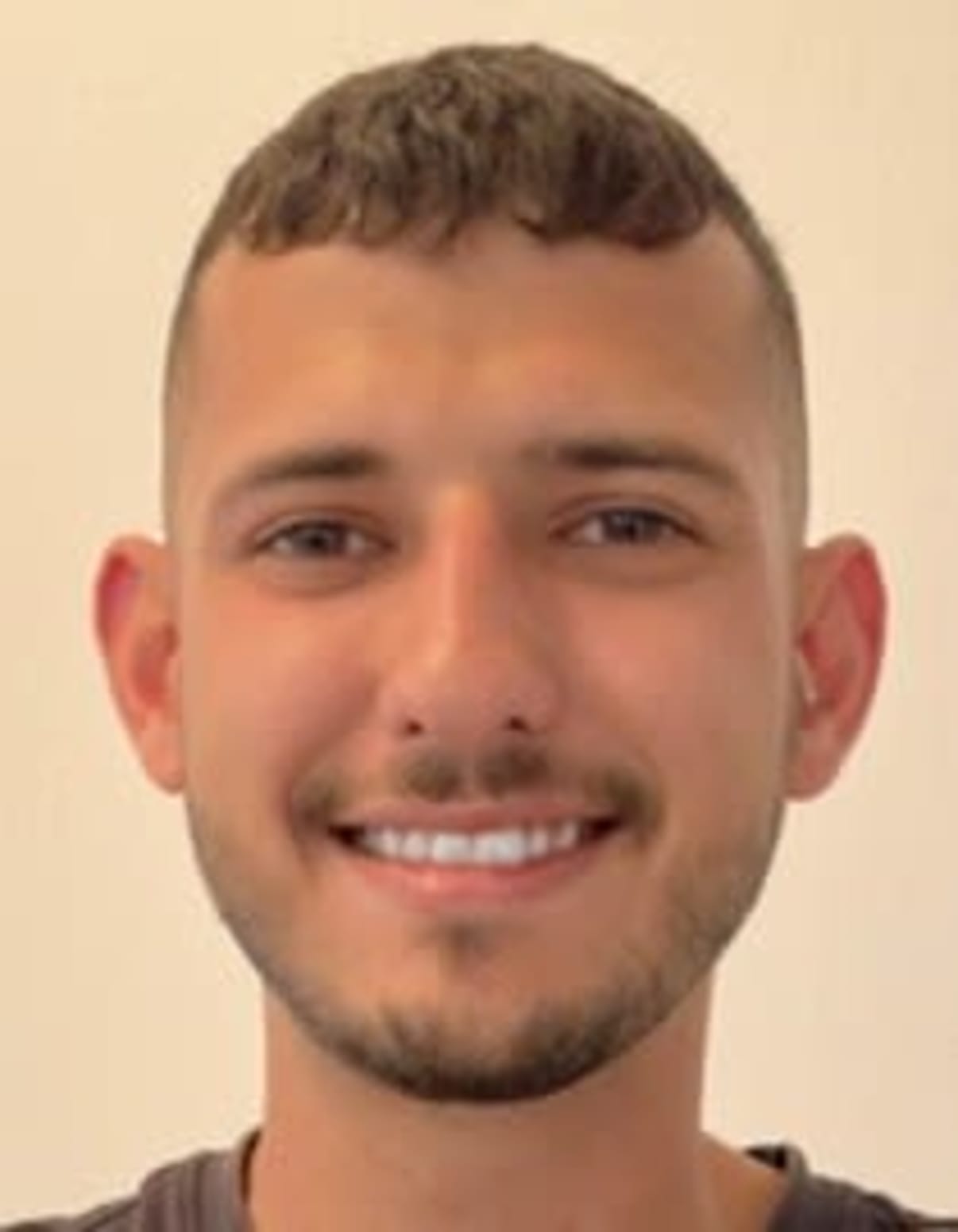 תמונת פורטרט של בעל המקצוע