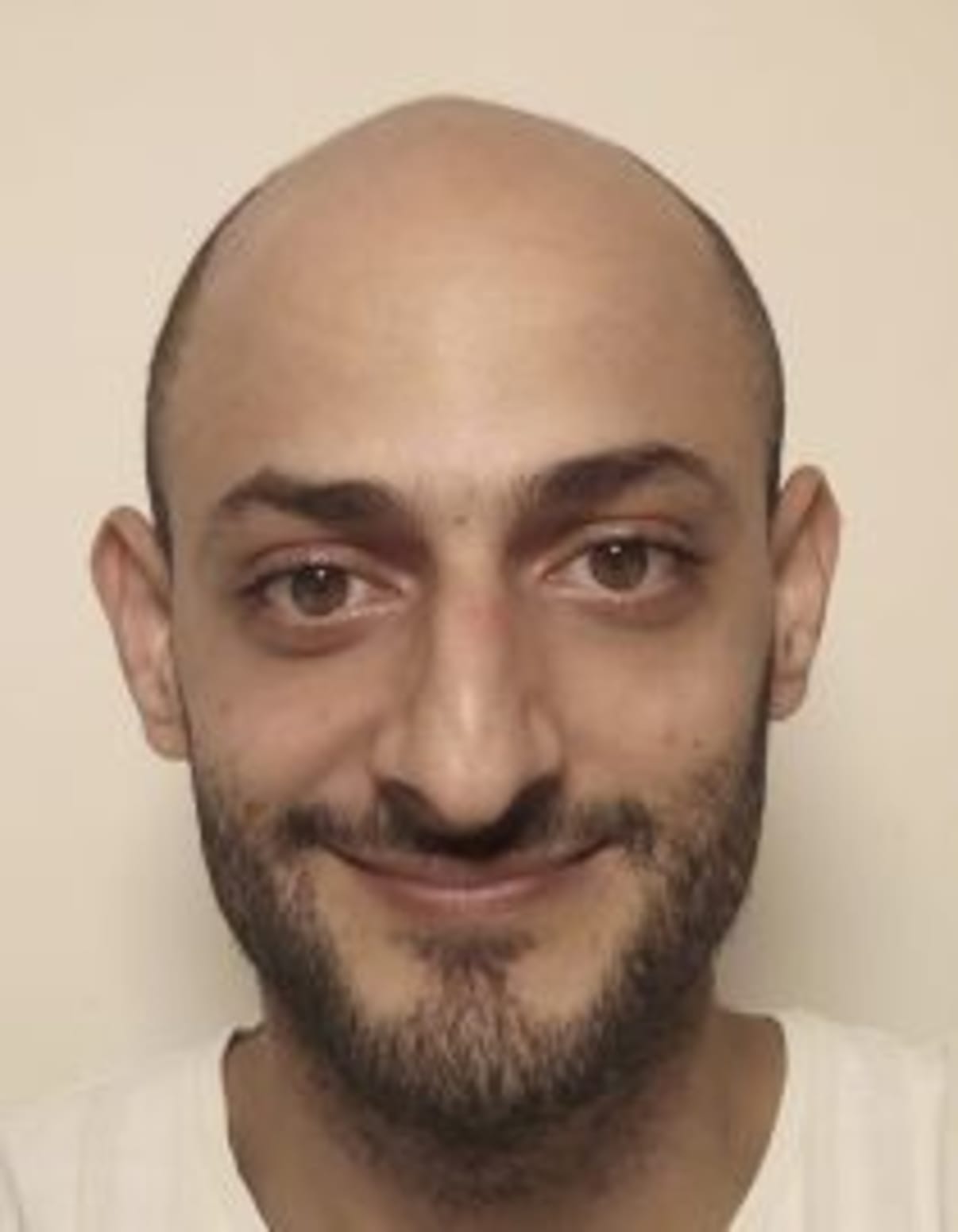 תמונת פורטרט של בעל המקצוע