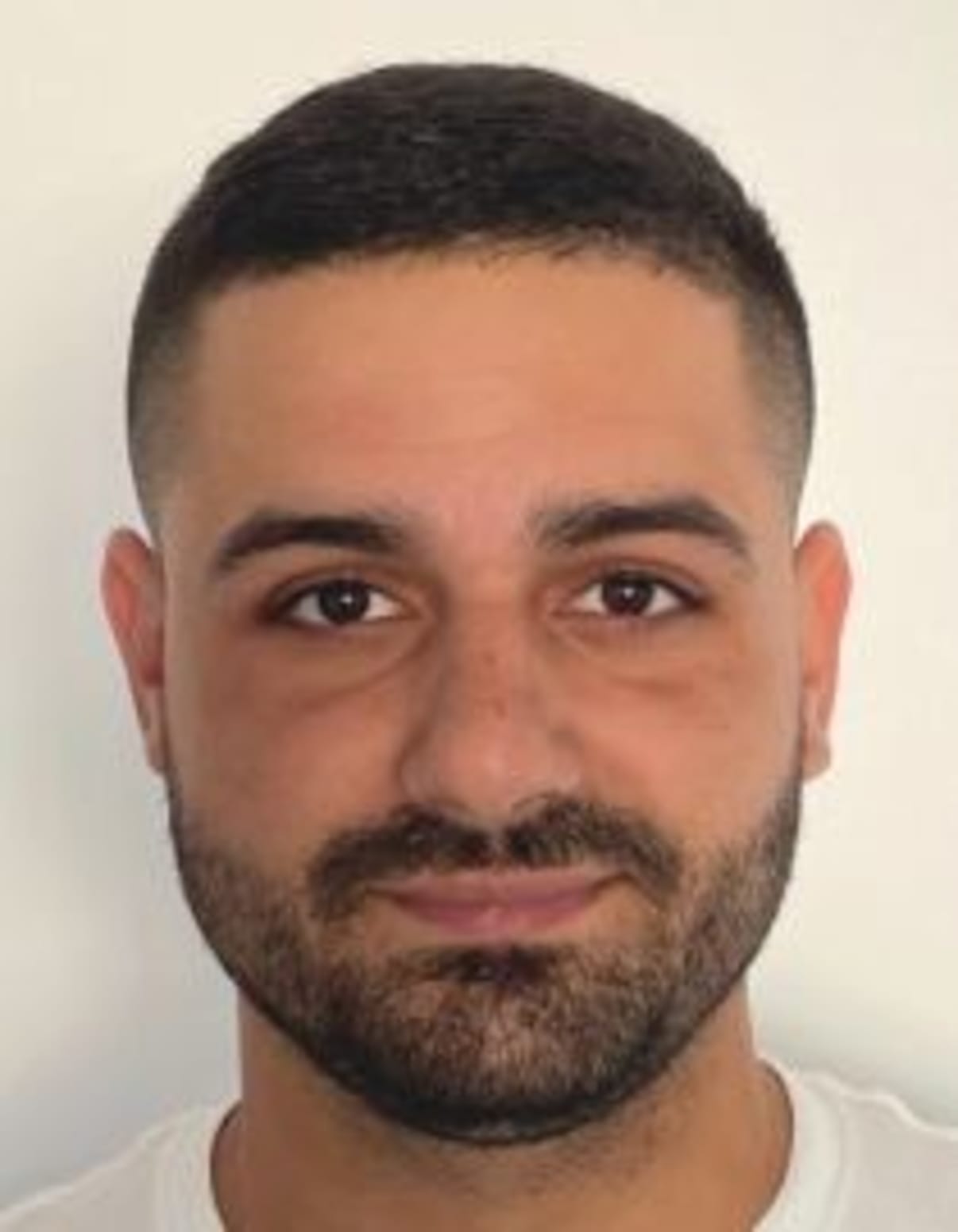 תמונת פורטרט של בעל המקצוע