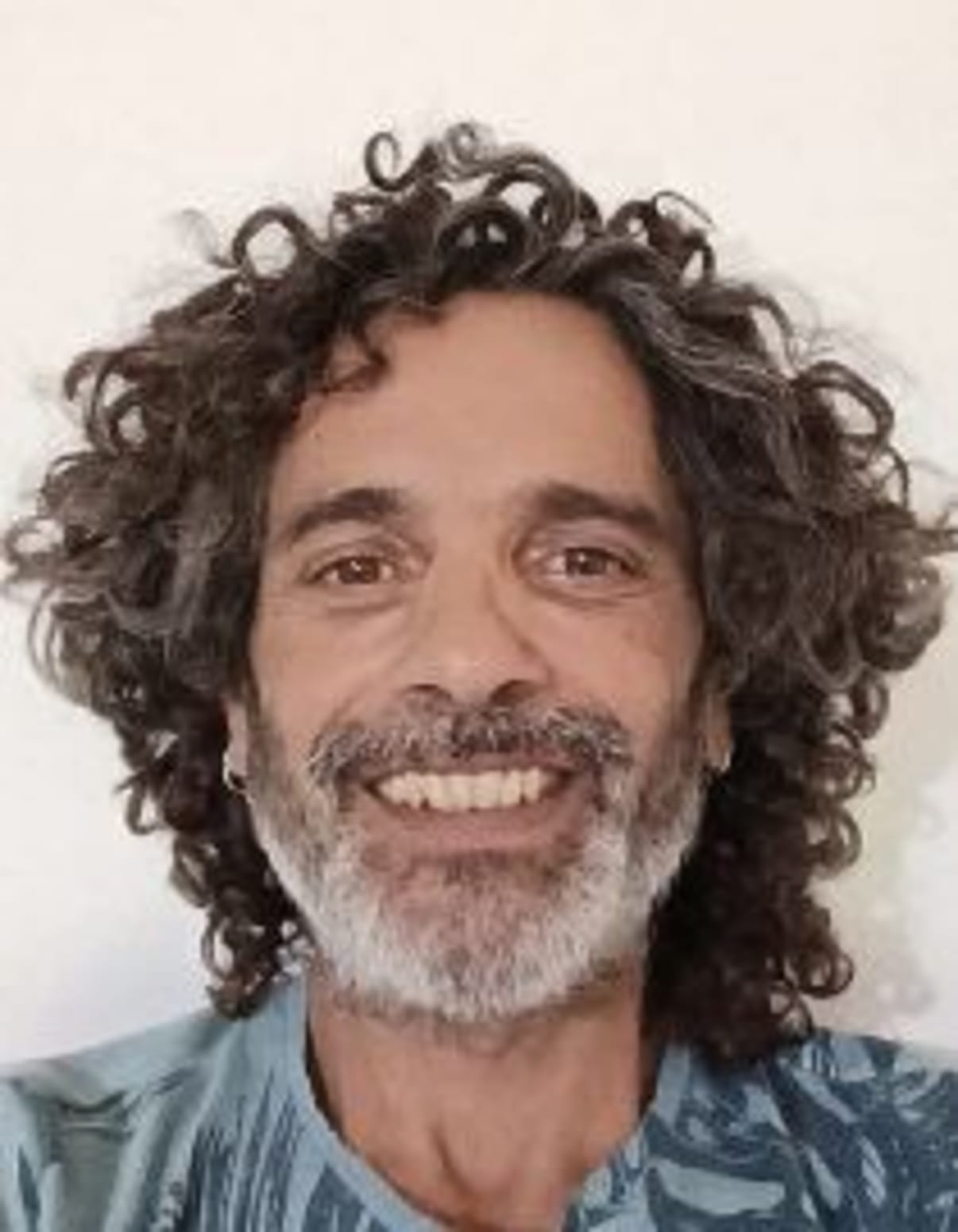 תמונת פורטרט של בעל המקצוע