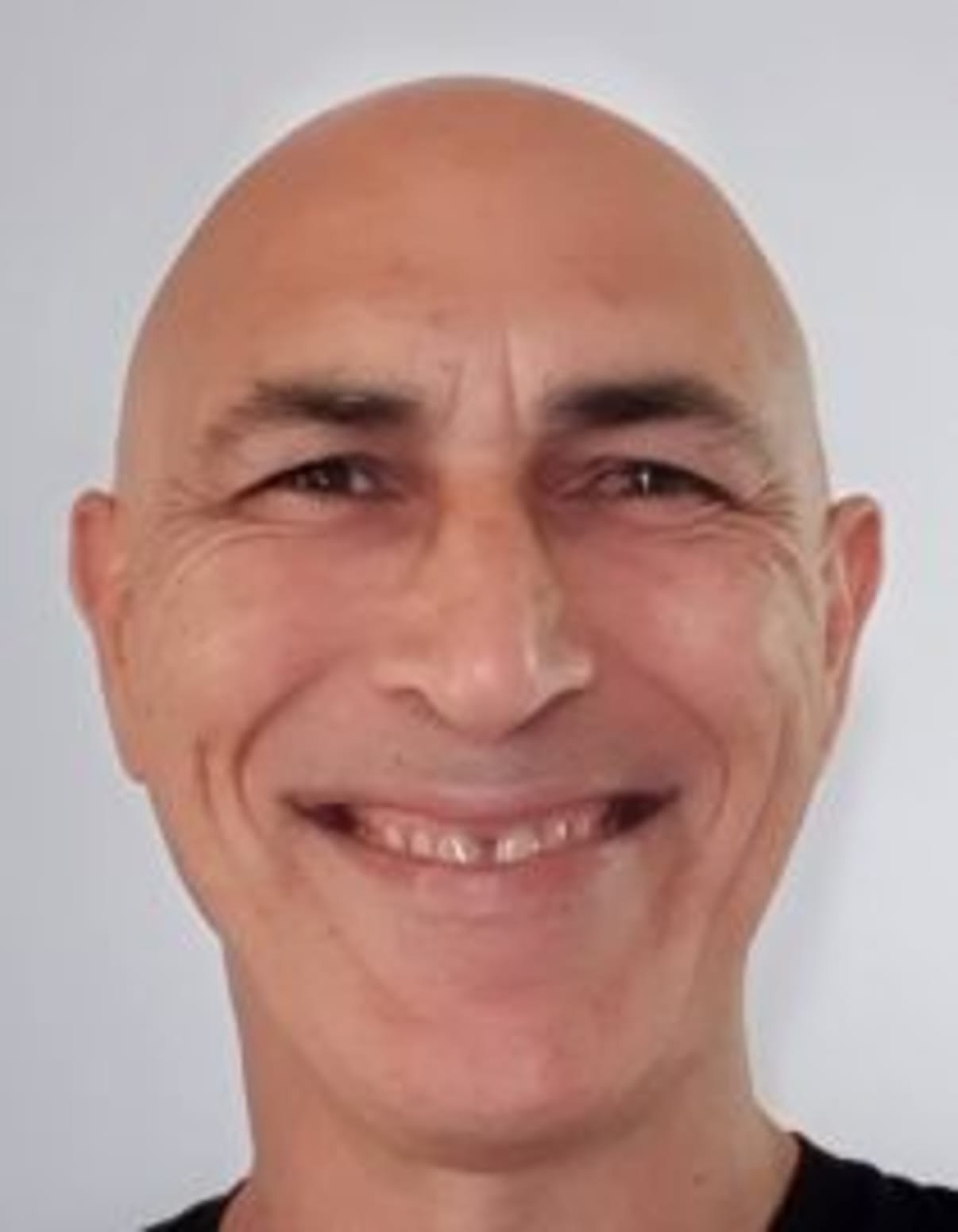 תמונת פורטרט של בעל המקצוע