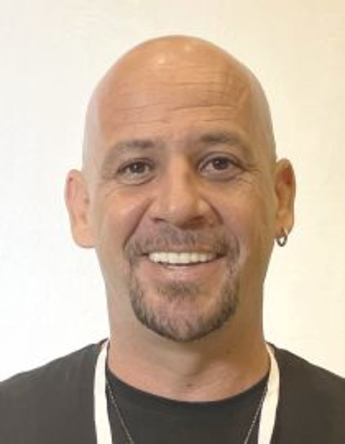 תמונת פורטרט של בעל המקצוע