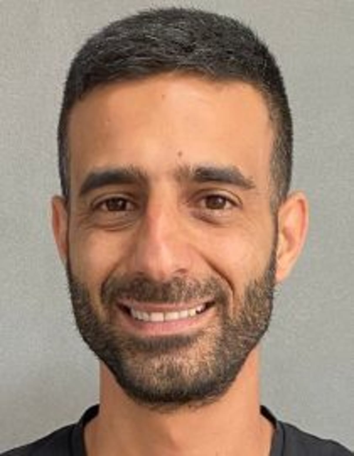 תמונת פורטרט של בעל המקצוע