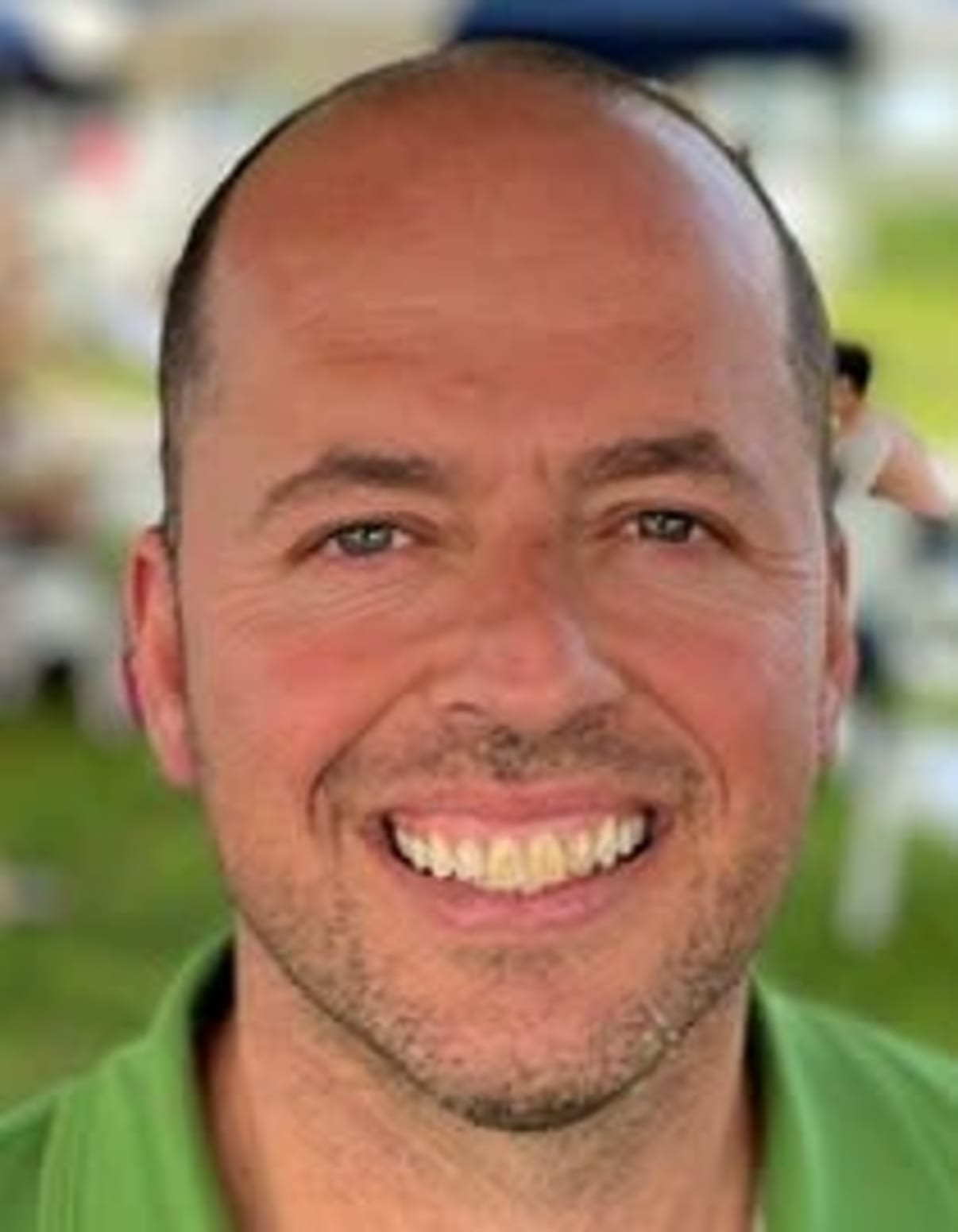 תמונת פורטרט של בעל המקצוע