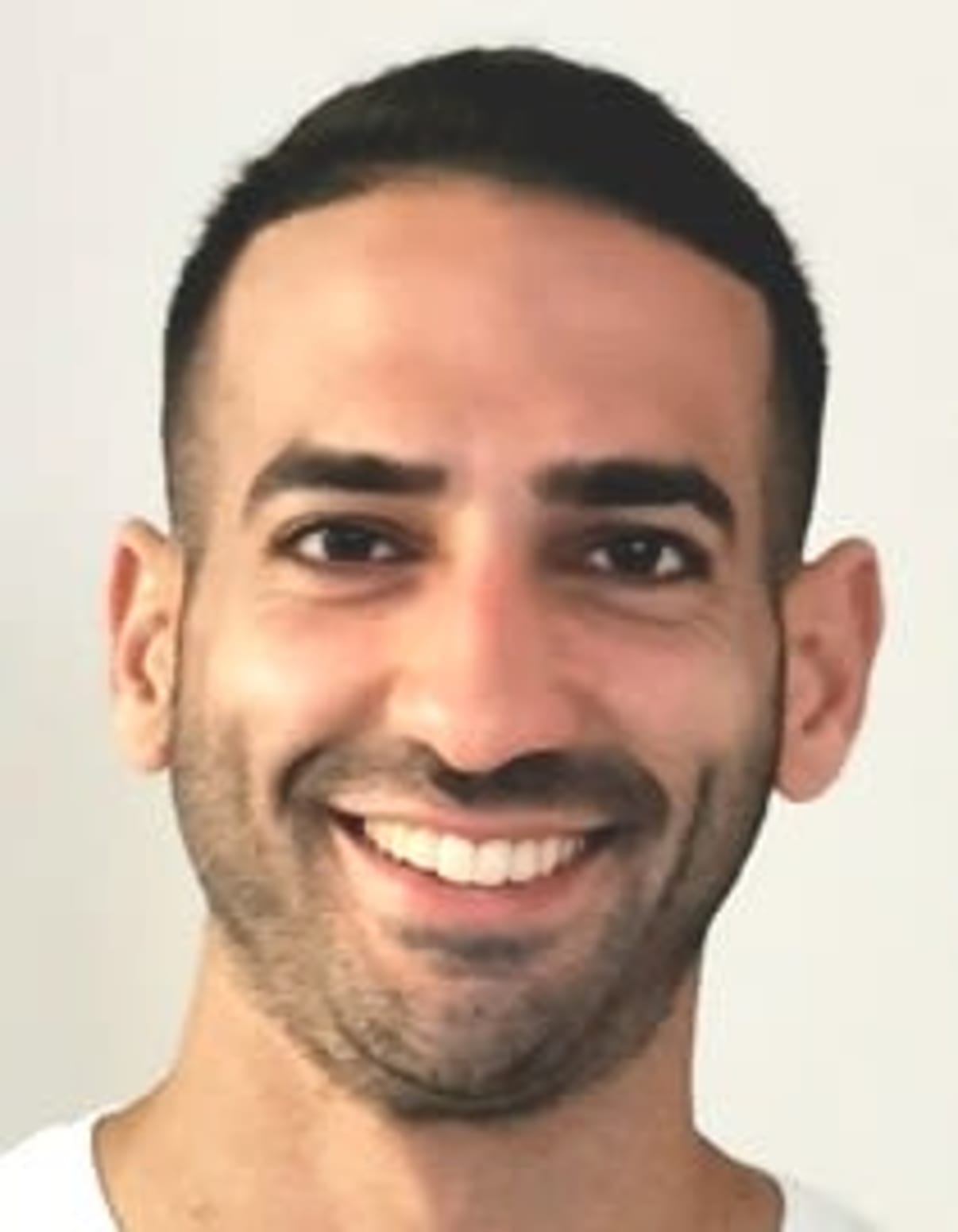 תמונת פורטרט של בעל המקצוע