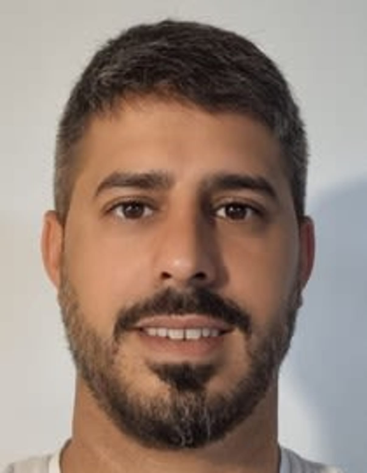 תמונת פורטרט של בעל המקצוע