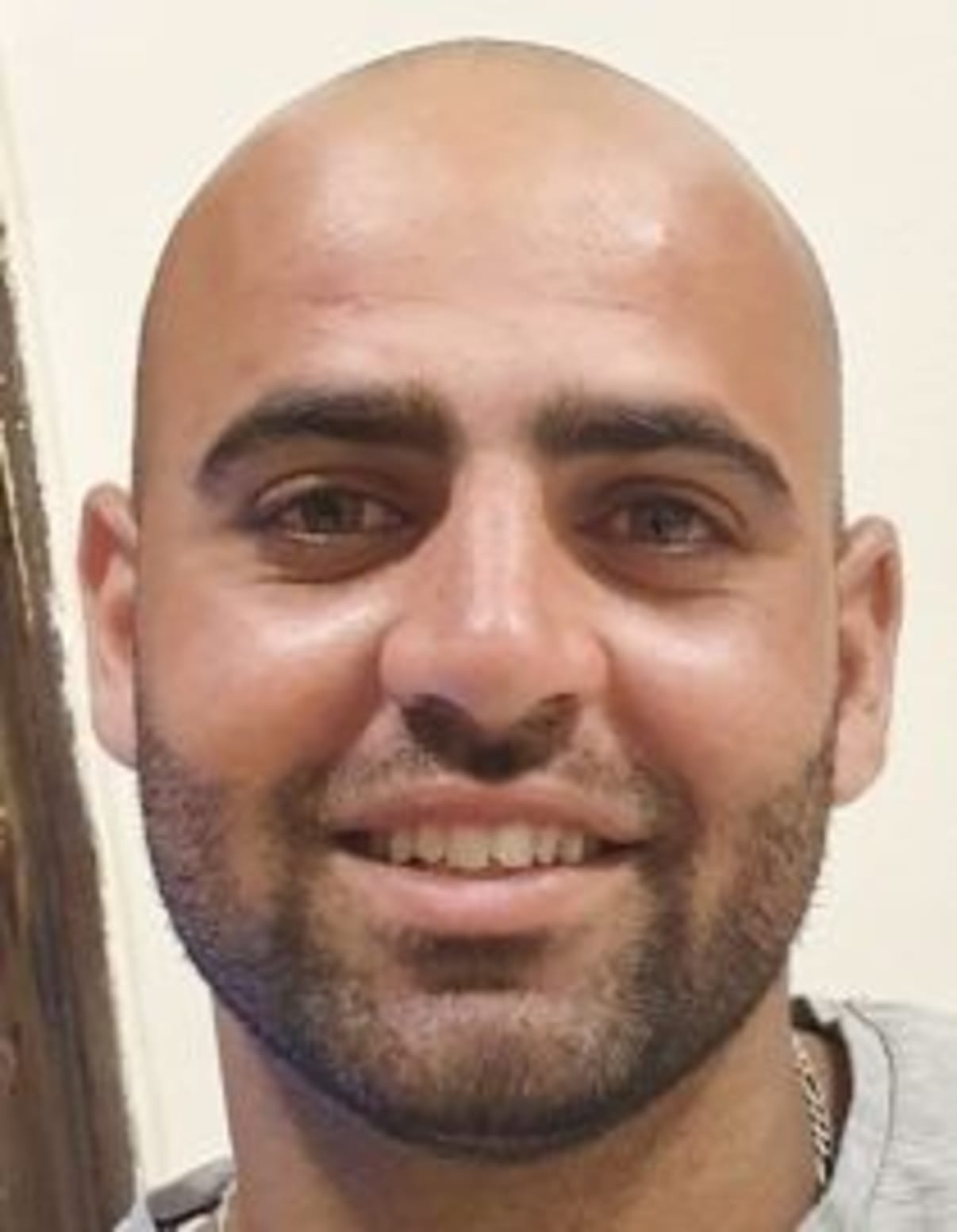 תמונת פורטרט של בעל המקצוע