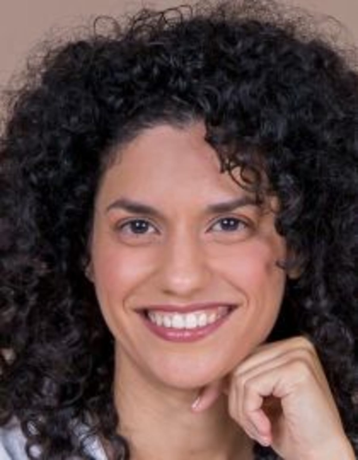 תמונת פורטרט של בעל המקצוע