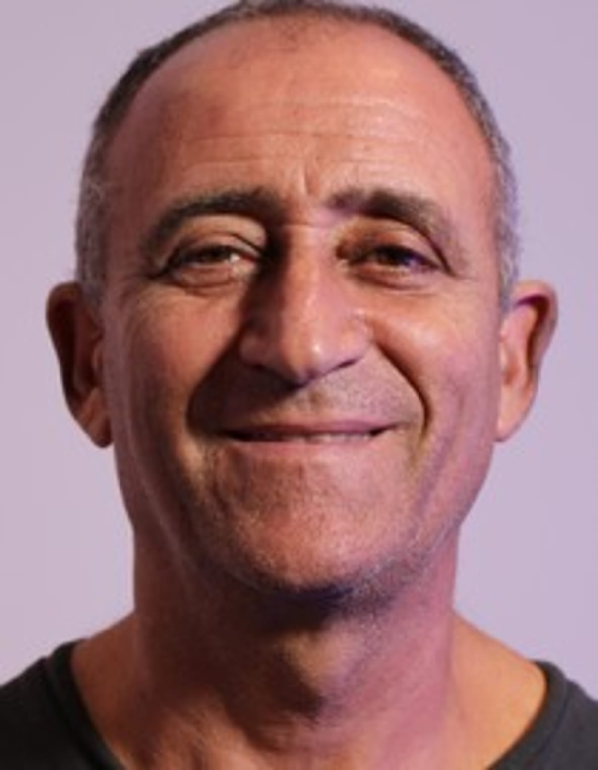 תמונת פורטרט של בעל המקצוע