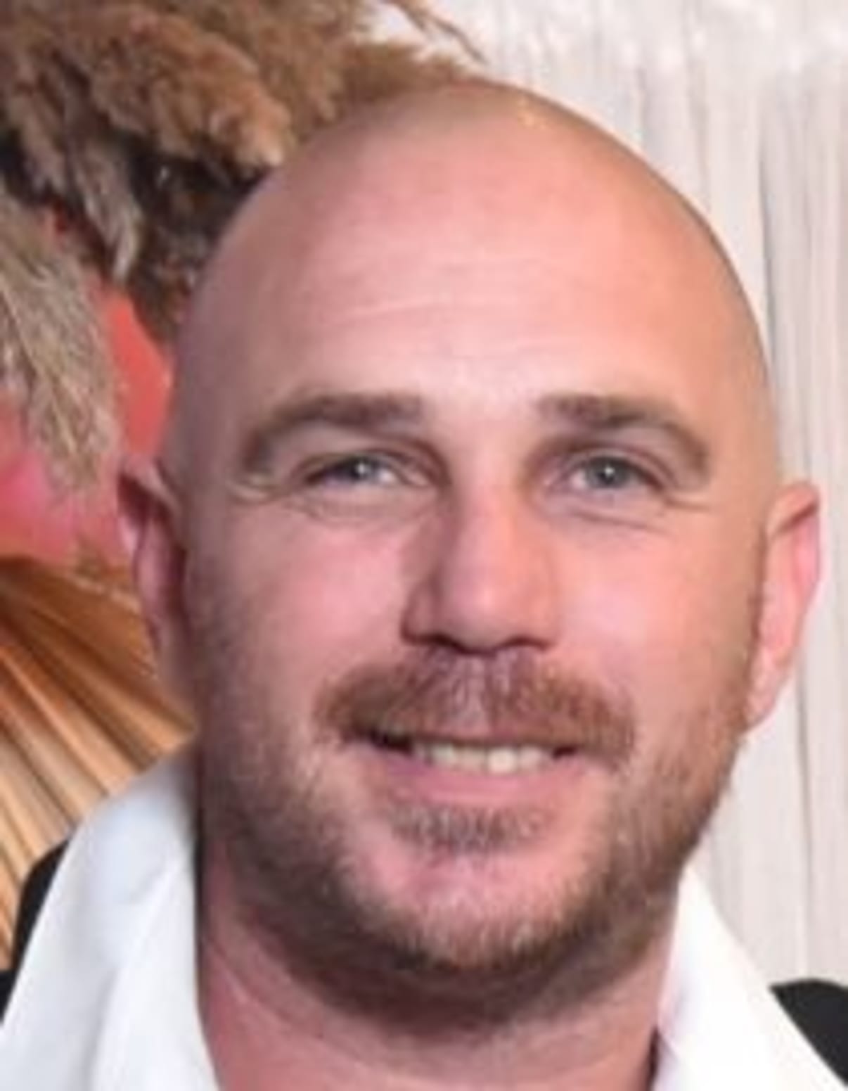 תמונת פורטרט של בעל המקצוע