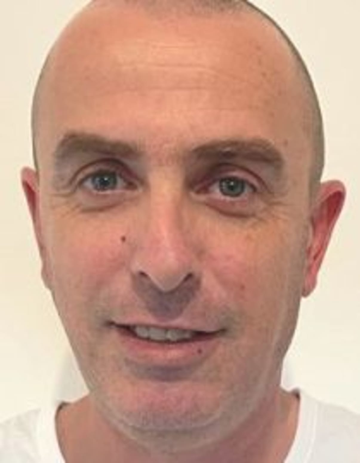 תמונת פורטרט של בעל המקצוע