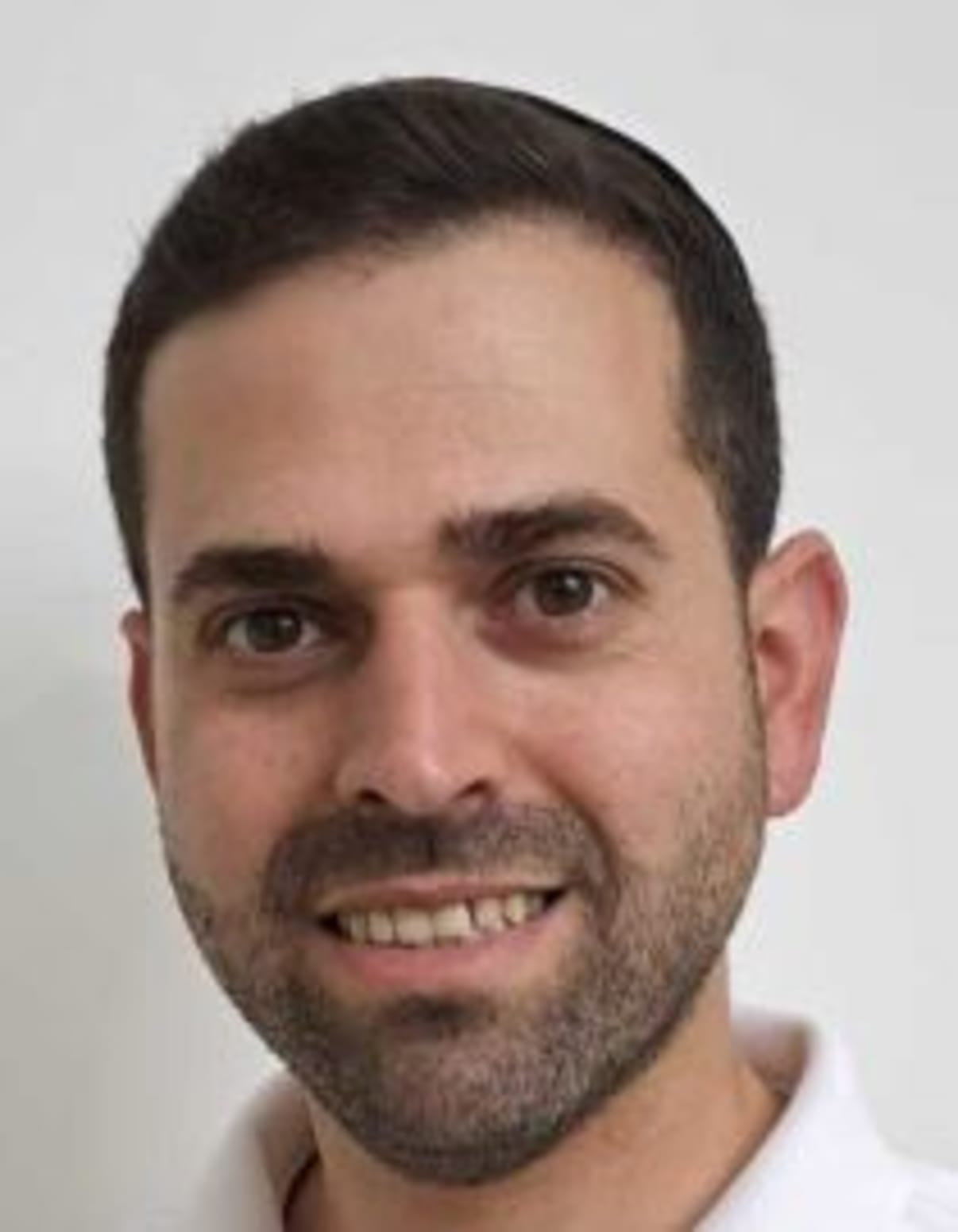 תמונת פורטרט של בעל המקצוע