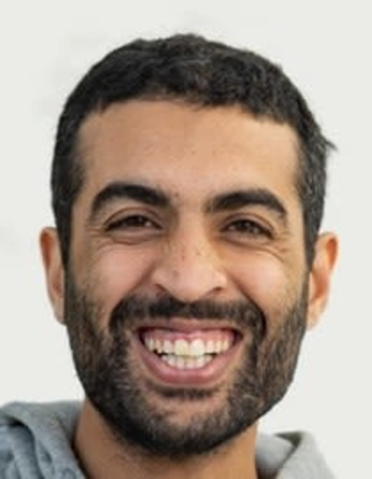 תמונת פורטרט של בעל המקצוע