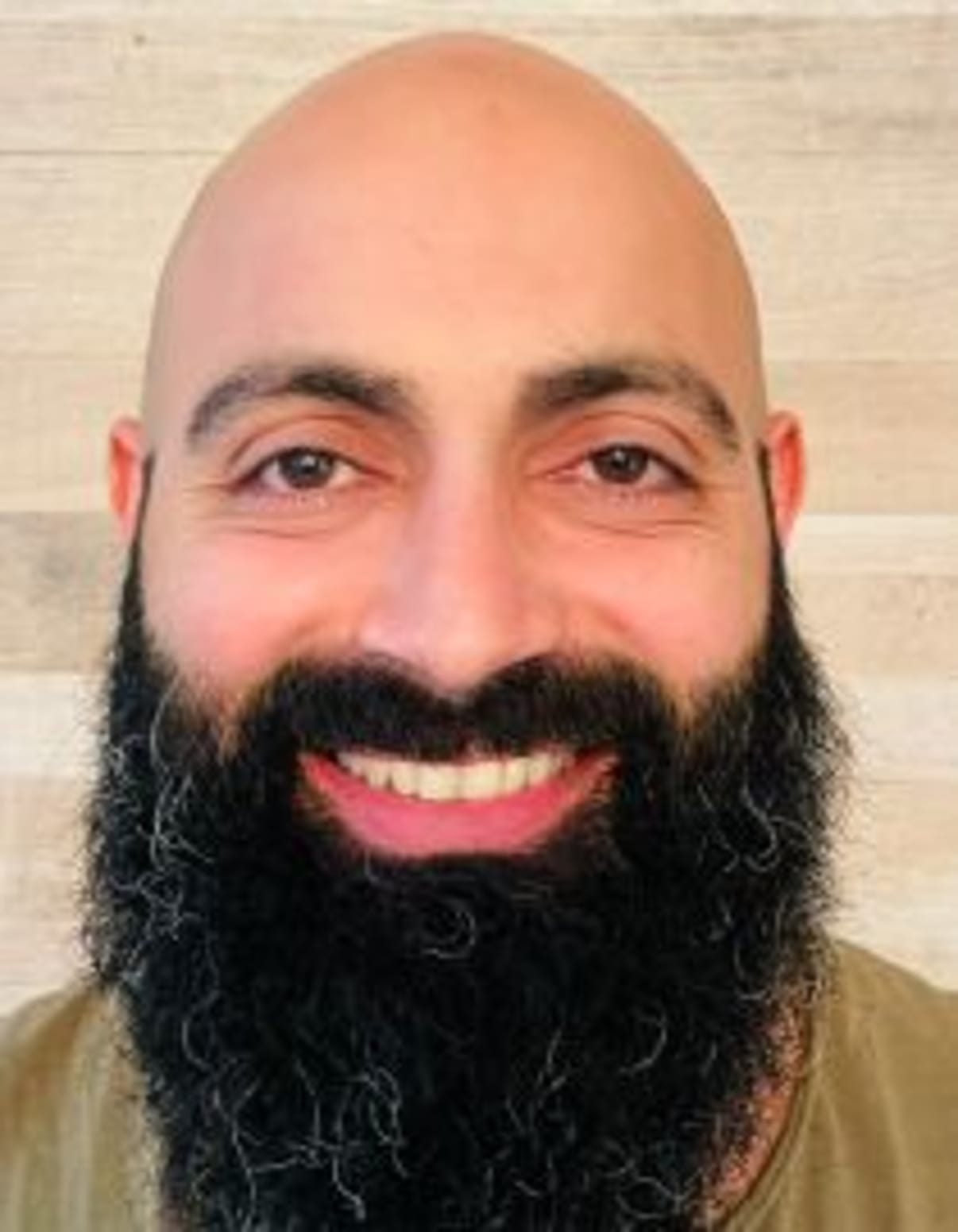 תמונת פורטרט של בעל המקצוע