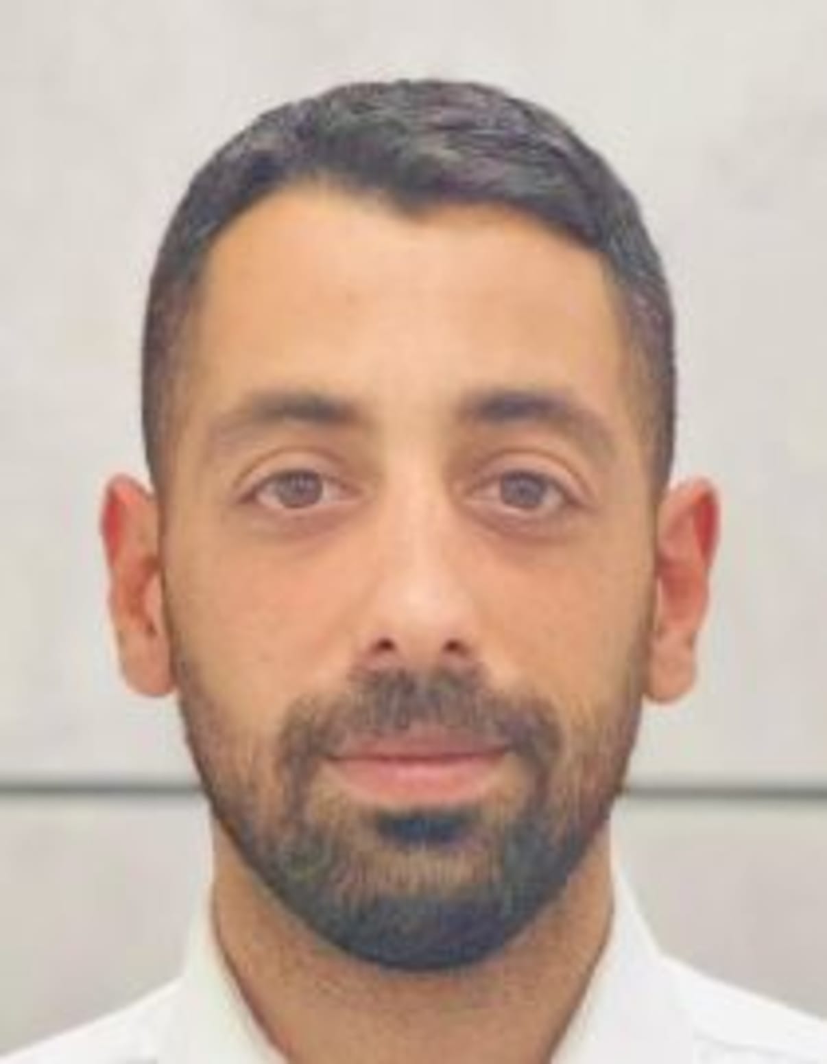 תמונת פורטרט של בעל המקצוע