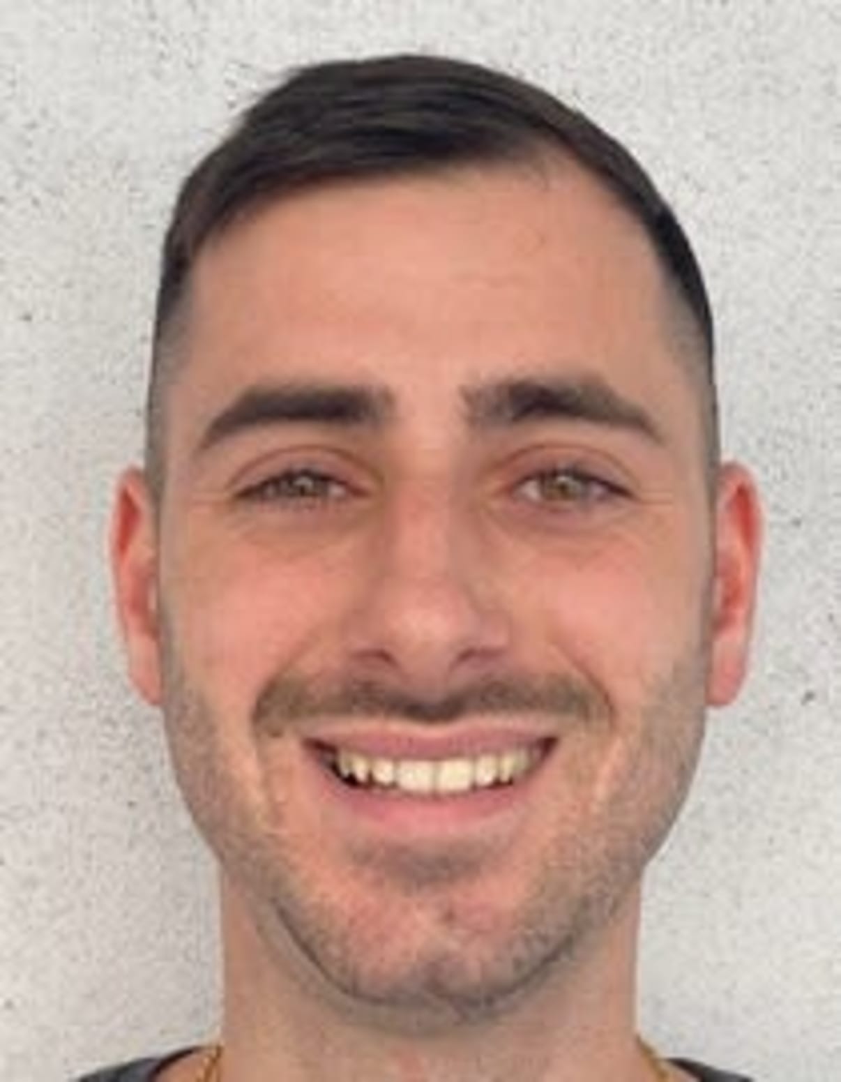 תמונת פורטרט של בעל המקצוע