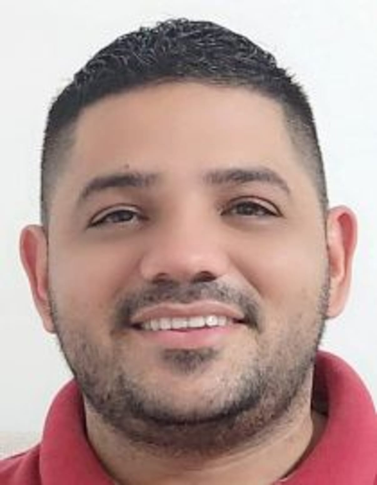 תמונת פורטרט של בעל המקצוע