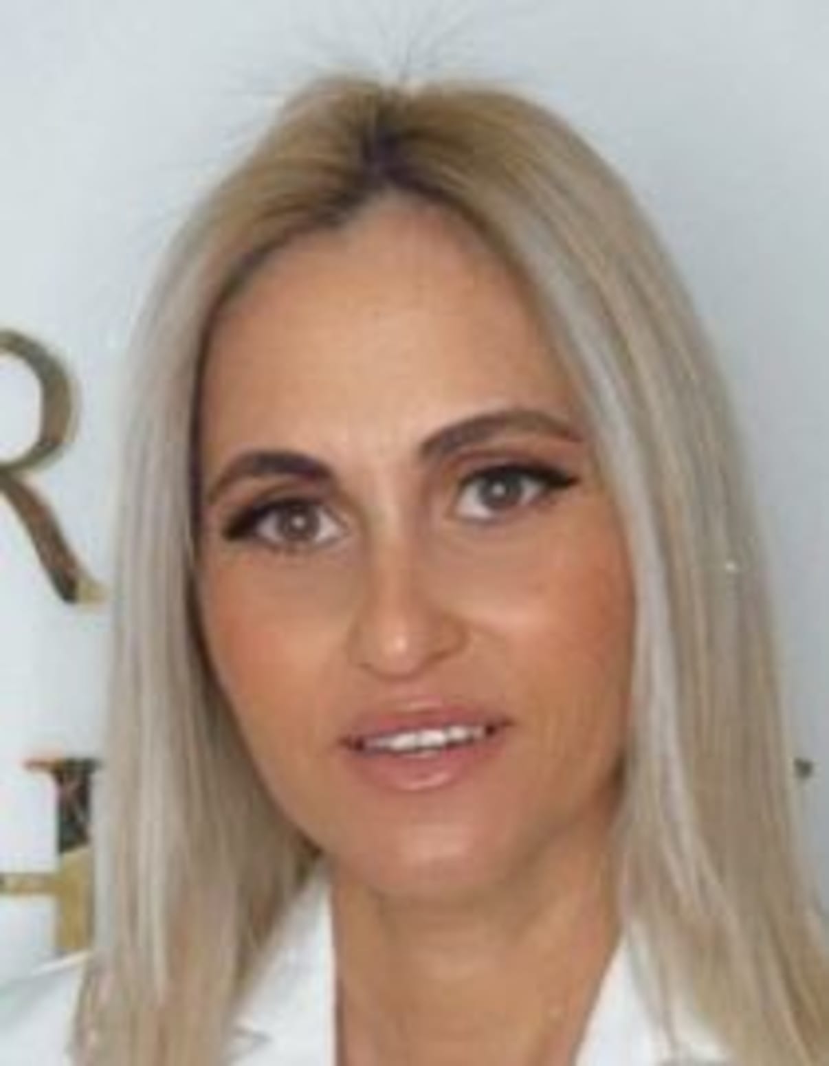 תמונת פורטרט של בעל המקצוע