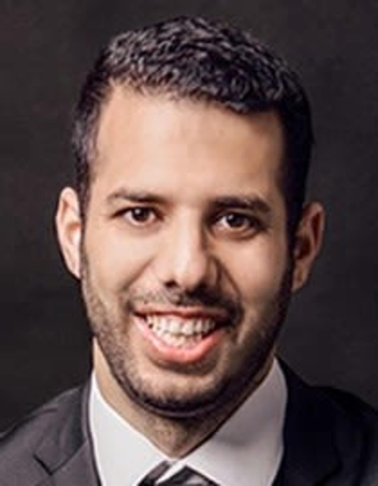 תמונת פורטרט של בעל המקצוע