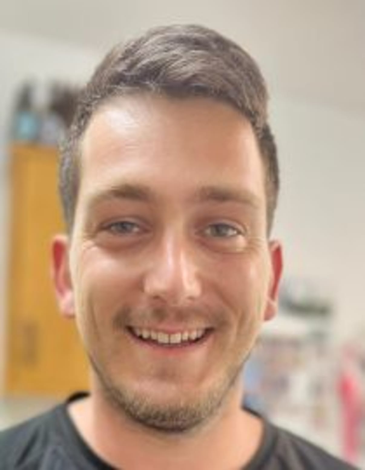 תמונת פורטרט של בעל המקצוע