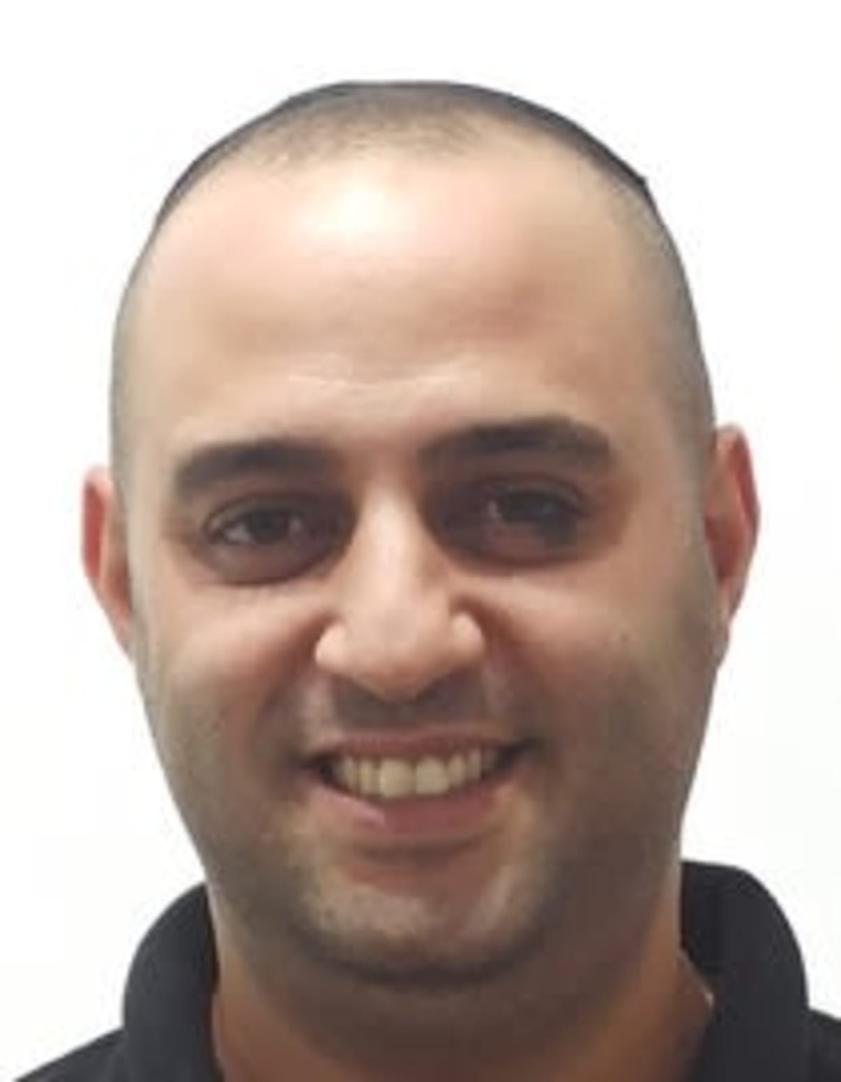 תמונת פורטרט של בעל המקצוע