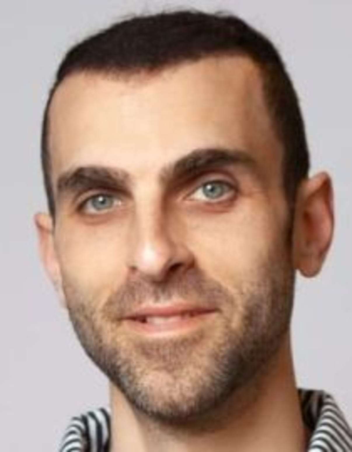 תמונת פורטרט של בעל המקצוע