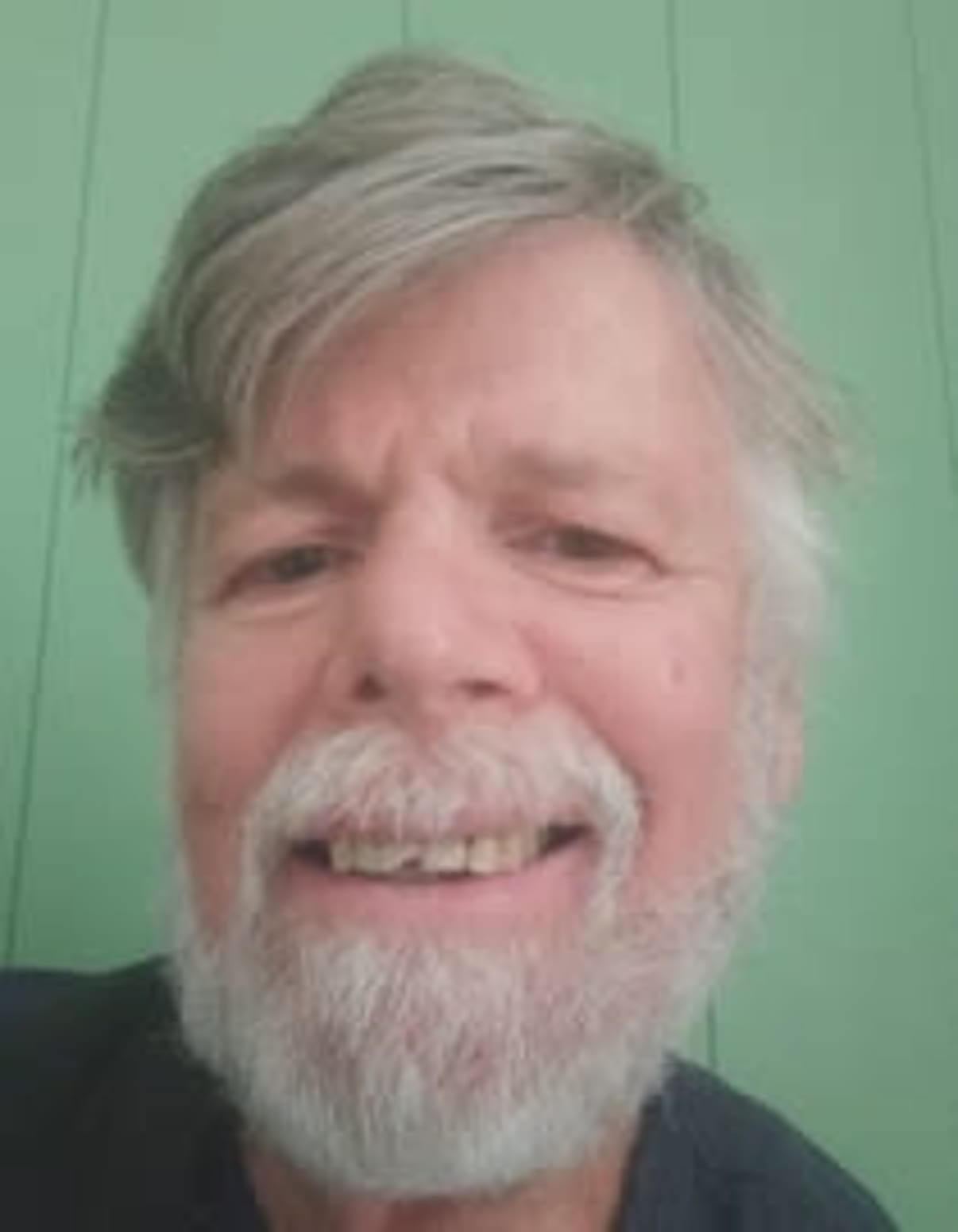 תמונת פורטרט של בעל המקצוע