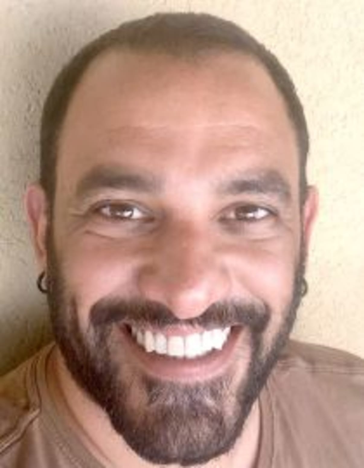 תמונת פורטרט של בעל המקצוע